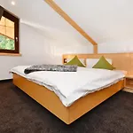 Alpstuga Marent Garten *